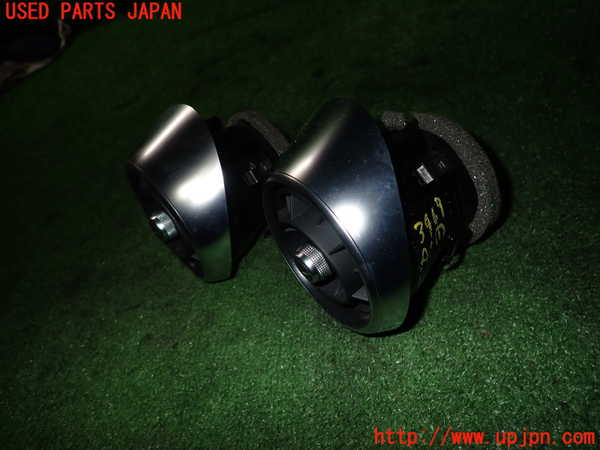 2UPJ-34697526]アウディ・A1 スポーツバック(8XCZE)エアコン吹き出し口1 中古_m0002.jpg