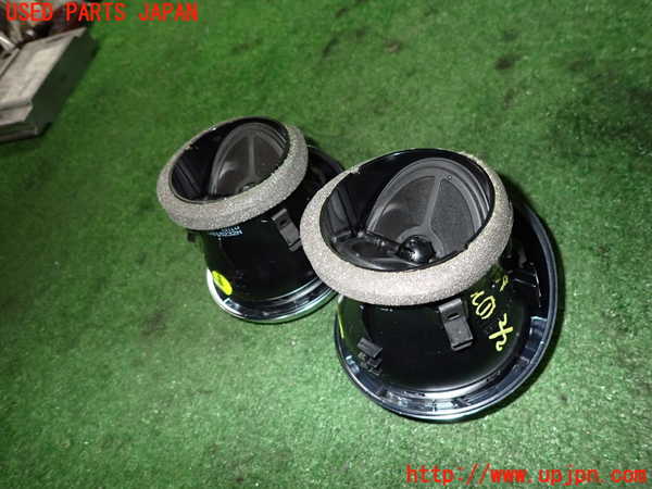 2UPJ-34697526]アウディ・A1 スポーツバック(8XCZE)エアコン吹き出し口1 中古_m0003.jpg
