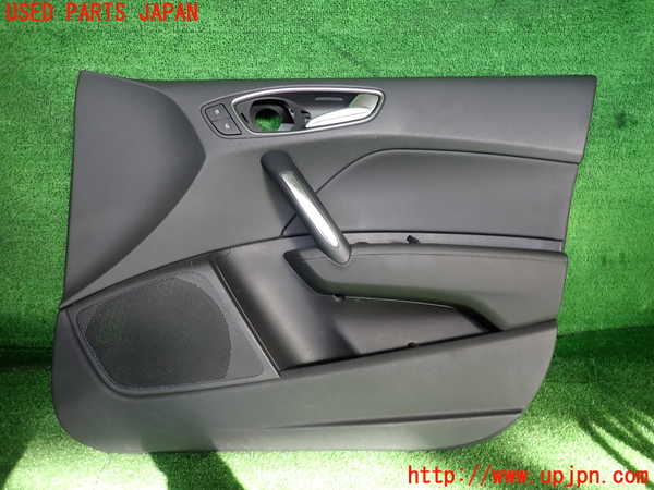 2UPJ-34691234]アウディ・A1 スポーツバック(8XCZE)右前ドア内張り 中古_m0001.jpg