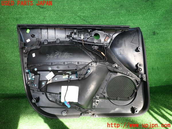 2UPJ-34691234]アウディ・A1 スポーツバック(8XCZE)右前ドア内張り 中古_m0003.jpg