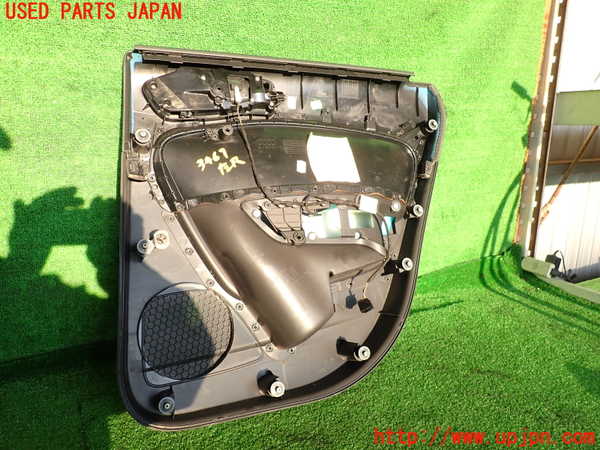 2UPJ-34691324]アウディ・A1 スポーツバック(8XCZE)左後ドア内張り 中古_m0003.jpg