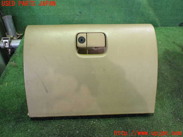 2UPJ-34707516]ロードスター(NB8C)グローブボックス1 中古_m0001.jpg