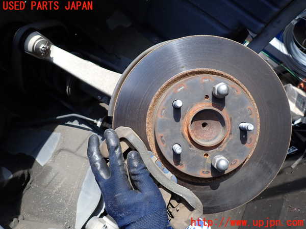 2UPJ-34734290]マークX(GRX120)右フロントナックルハブ 中古_m0001.jpg