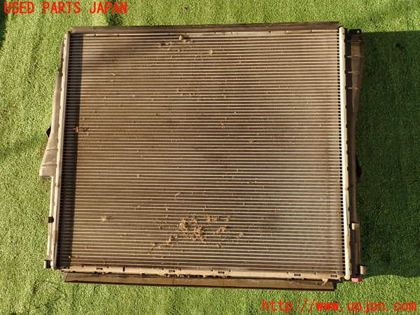 2UPJ-34742321]BMW X3(PC25)(E83系)ラジエーター1 中古_m0001.jpg