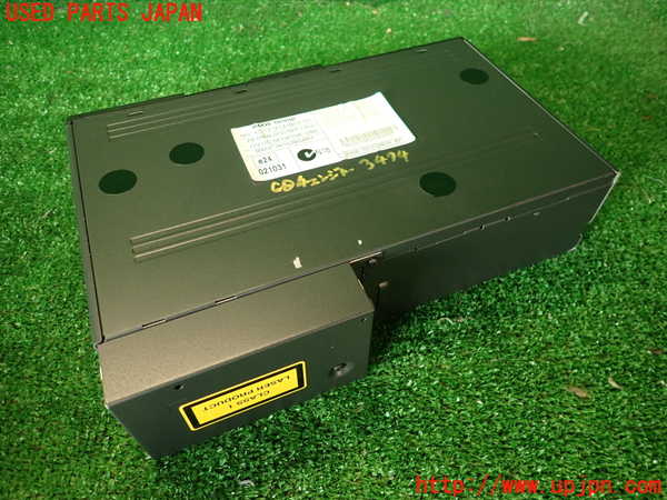 2UPJ-34746505]BMW X3(PC25)(E83系)CDチェンジャー 中古_m0002.jpg