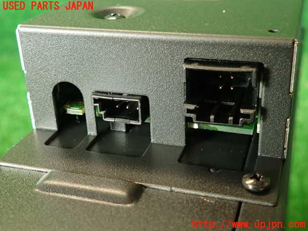 2UPJ-34746505]BMW X3(PC25)(E83系)CDチェンジャー 中古_m0004.jpg