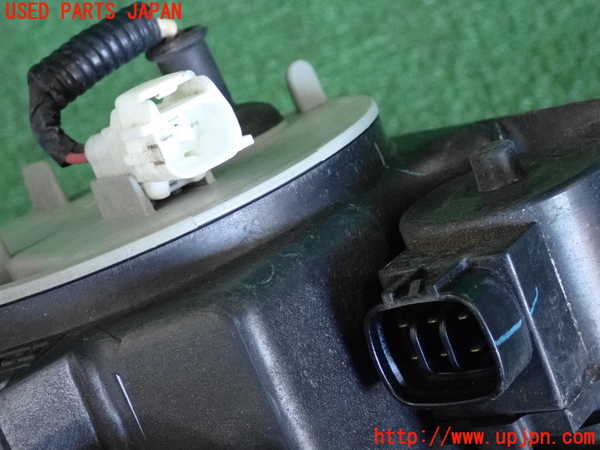 2UPJ-34761130]ハリアー(ACU30W)右ヘッドライト HID 中古_m0003.jpg