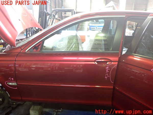 2UPJ-34771260]ジャガー・Xタイプ(J51YB)左前ドア 中古 SAINT-GOBAIN SEKURIT M24 43R-001100_m0001.jpg