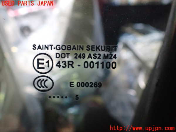 2UPJ-34771260]ジャガー・Xタイプ(J51YB)左前ドア 中古 SAINT-GOBAIN SEKURIT M24 43R-001100_m0003.jpg