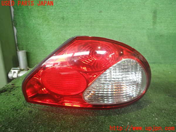 2UPJ-34771530]ジャガー・Xタイプ(J51YB)右テールランプ 中古_m0001.jpg