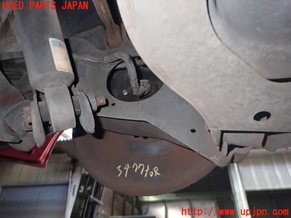 2UPJ-34774300]ジャガー・Xタイプ(J51YB)右リアナックルハブ 中古_m0001.jpg