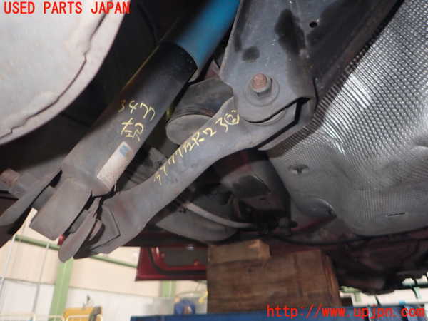 2UPJ-34775227]ジャガー・Xタイプ(J51YB)左リアロアアーム2 中古_m0001.jpg