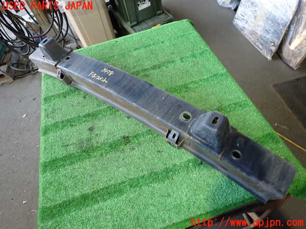 2UPJ-34781014]エクスプローラー(1FMEU74)フロントバンパーホースメント 中古_m0001.jpg