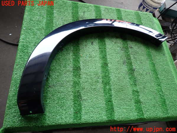5UPJ-34781440]エクスプローラー(1FMEU74)右前オーバーフェンダー 中古_m0001.jpg