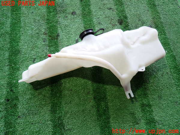 2UPJ-34782410]エクスプローラー(1FMEU74)ラジエータータンク 中古_m0002.jpg