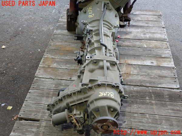 2UPJ-34783010]エクスプローラー(1FMEU74)ミッション AT XS 4WD 中古_m0001.jpg