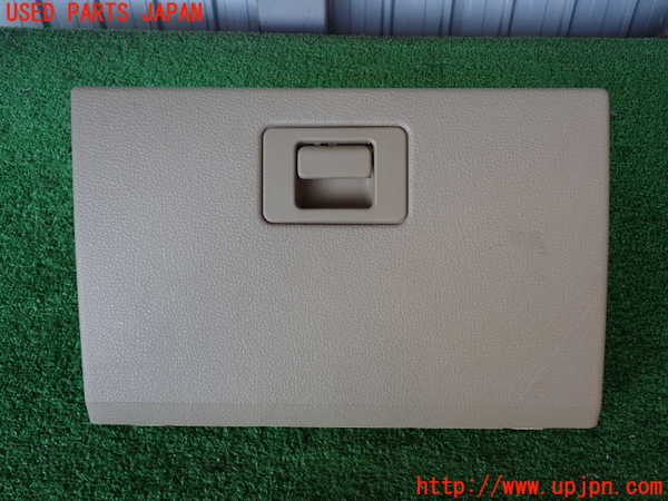 2UPJ-34787516]エクスプローラー(1FMEU74)グローブボックス1 中古_m0001.jpg