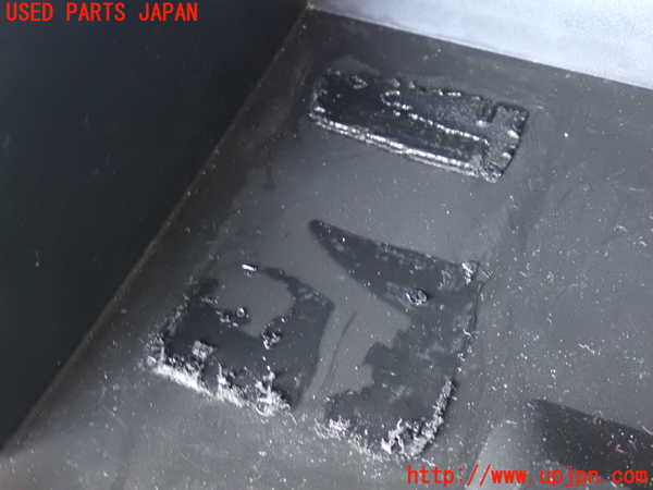 2UPJ-34787516]エクスプローラー(1FMEU74)グローブボックス1 中古_m0003.jpg