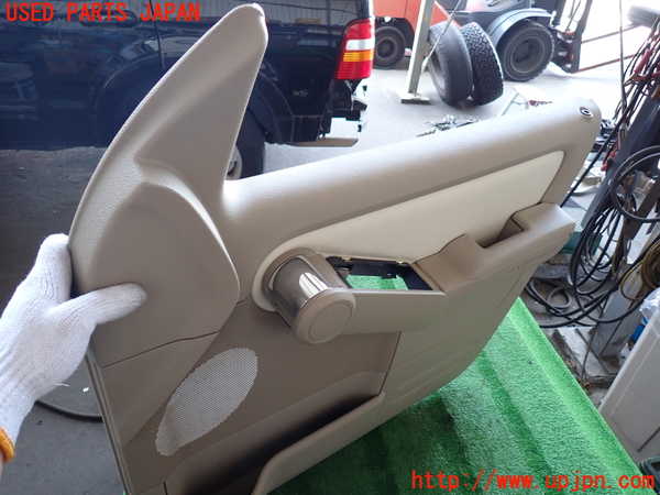 5UPJ-34781234]エクスプローラー(1FMEU74)右前ドア内張り 中古_m0003.jpg