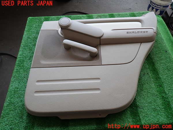 5UPJ-34781294]エクスプローラー(1FMEU74)右後ドア内張り 中古_m0001.jpg