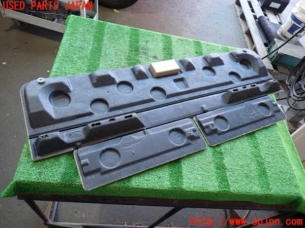 2UPJ-34787771]エクスプローラー(1FMEU74)ラゲッジトレイ1 中古_m0004.jpg