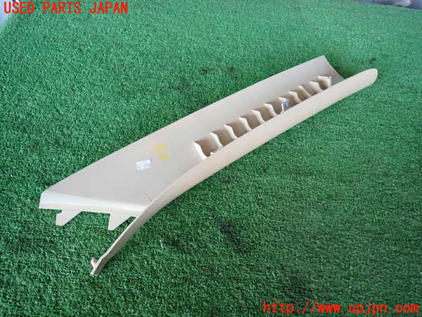 2UPJ-34787660]エクスプローラー(1FMEU74)左フロントピラートリム 中古_m0004.jpg