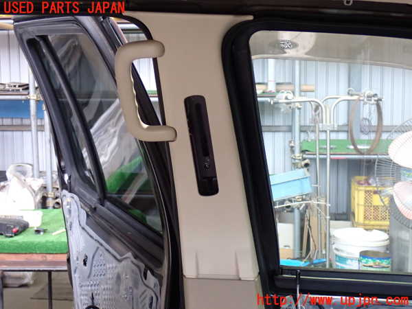 2UPJ-34787670]エクスプローラー(1FMEU74)左センターピラートリム 中古_m0002.jpg