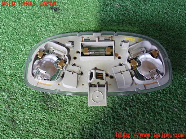 2UPJ-34786412]エクスプローラー(1FMEU74)ルームランプ2 (真中 2列目) 中古_m0002.jpg