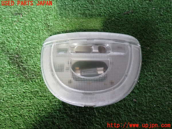 2UPJ-34786413]エクスプローラー(1FMEU74)ルームランプ3 (真中 3列目) 中古_m0001.jpg
