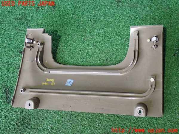 2UPJ-34787691]エクスプローラー(1FMEU74)内装トリム類1 中古_m0002.jpg