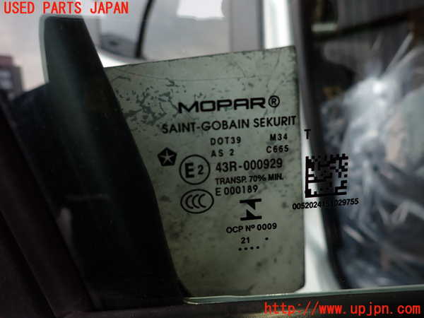 2UPJ-34791230]ジープ・レネゲード(BV13PM)右前ドア 中古 SAINT-GOBAIN SEKURIT M34 43R-000929_m0003.jpg