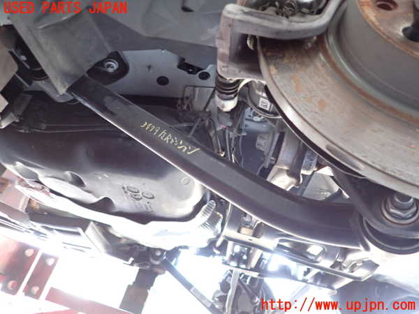 2UPJ-34795330]ジープ・レネゲード(BV13PM)左リアテンションロッド 中古_m0001.jpg