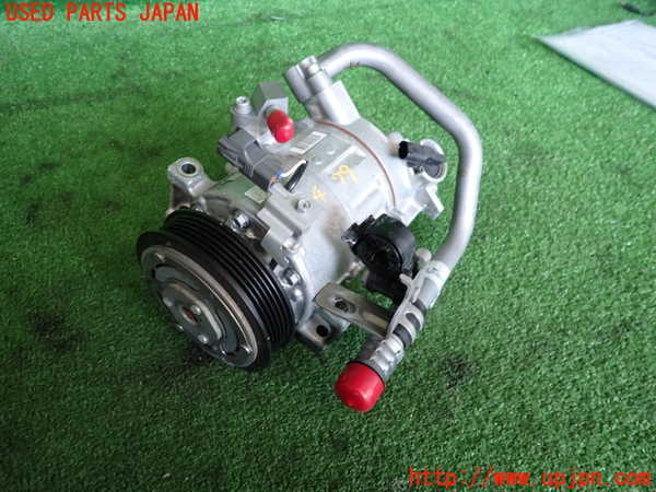 2UPJ-34796025]ジープ・レネゲード(BV13PM)エアコンコンプレッサー 中古_m0001.jpg