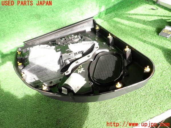 2UPJ-34791294]ジープ・レネゲード(BV13PM)右後ドア内張り 中古_m0003.jpg