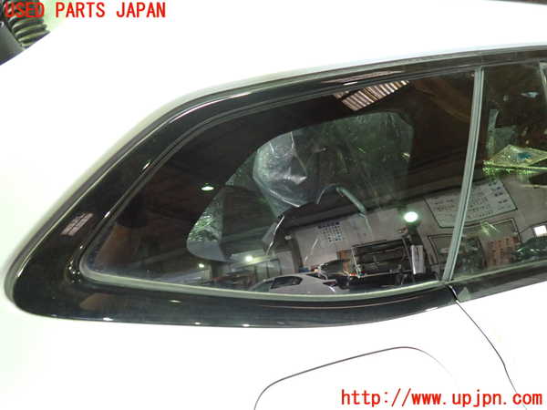 1UPJ-34801380]プジョー・508SW(R85G06)右クォーターガラス 中古_m0001.jpg