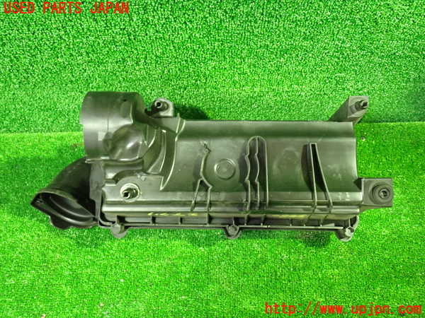 1UPJ-34802560]プジョー・508SW(R85G06)エアクリーナーボックス 中古_m0002.jpg