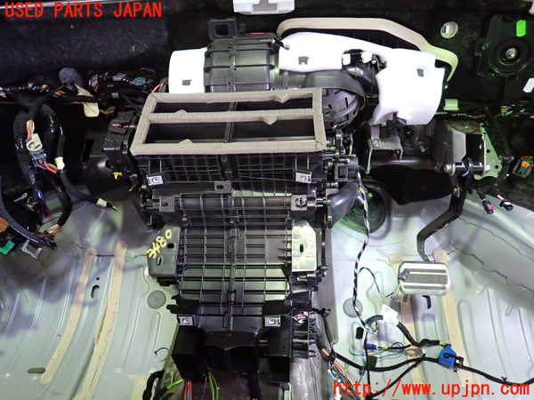 1UPJ-34806081]プジョー・508SW(R85G06)エバポレーター1 中古_m0001.jpg