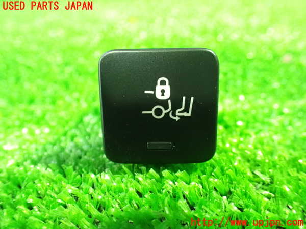 1UPJ-34806306]プジョー・508SW(R85G06)スイッチ1 中古_m0001.jpg