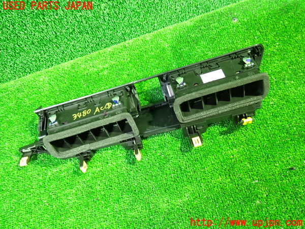 1UPJ-34807528]プジョー・508SW(R85G06)エアコン吹き出し口3 中古_m0002.jpg