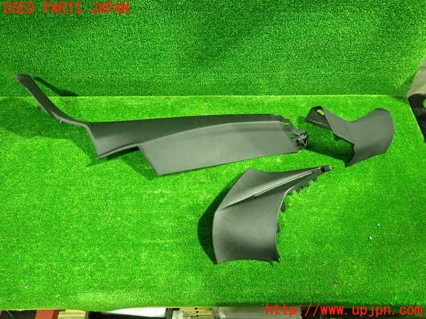 1UPJ-34807675]プジョー・508SW(R85G06)右リアピラートリム 中古_m0001.jpg