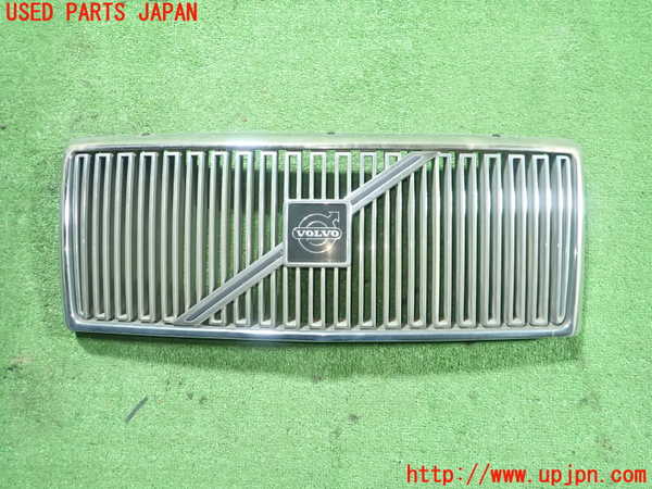 1UPJ-34811050]ボルボ・940(9B230)ラジエターグリル 中古_m0001.jpg