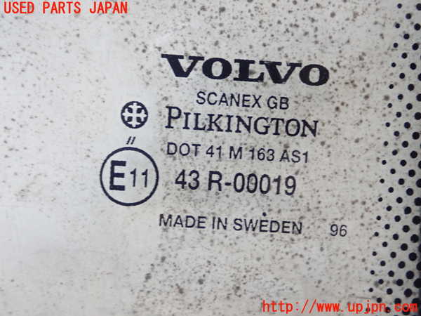 1UPJ-34811195]ボルボ・940(9B230)フロントガラス 中古 PILKINGTON M163 43R-00019 _m0002.jpg