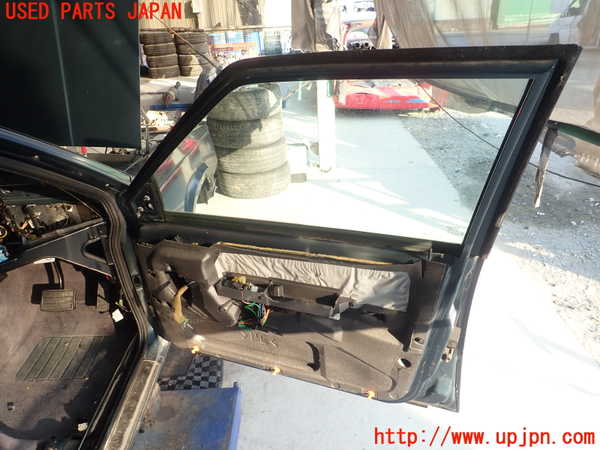 1UPJ-34811230]ボルボ・940(9B230)右前ドア 中古 SAINT-GOBAIN SEKURIT M20 43R-001105_m0003.jpg