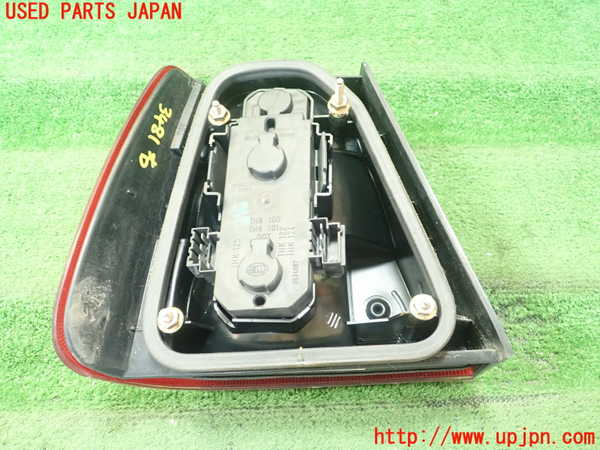 1UPJ-34811530]ボルボ・940(9B230)右テールランプ 中古_m0002.jpg