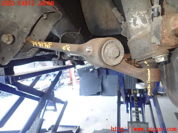 1UPJ-34815186]ボルボ・940(9B230)左フロントロアアーム1 中古_m0001.jpg