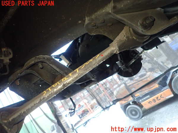 1UPJ-34815320]ボルボ・940(9B230)左フロントテンションロッド 中古_m0001.jpg