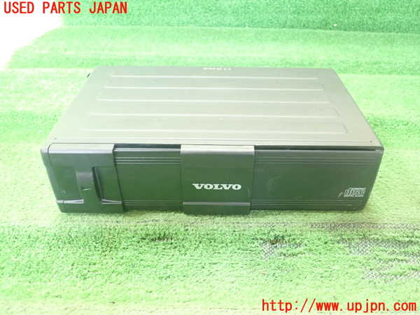 1UPJ-34816505]ボルボ・940(9B230)CDチェンジャー 中古_m0001.jpg