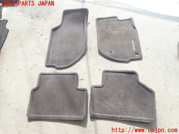 1UPJ-34817800]ボルボ・940(9B230)フロアマット 中古_m0001.jpg