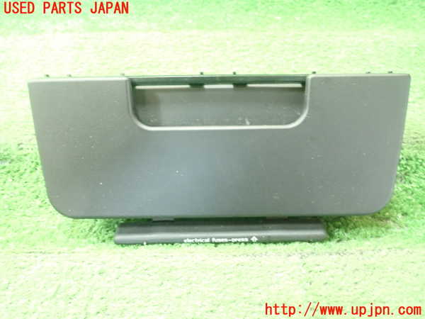 1UPJ-34817821]ボルボ・940(9B230)灰皿1 中古_m0001.jpg