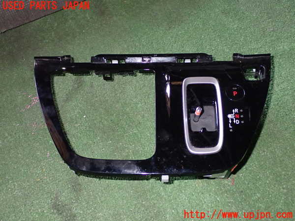 1UPJ-34827555]フリード(FREED) ハイブリッド(GB7)ATシフトレバー 中古_m0001.jpg